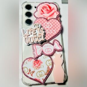 LAYOUT/SET AVAILABLE